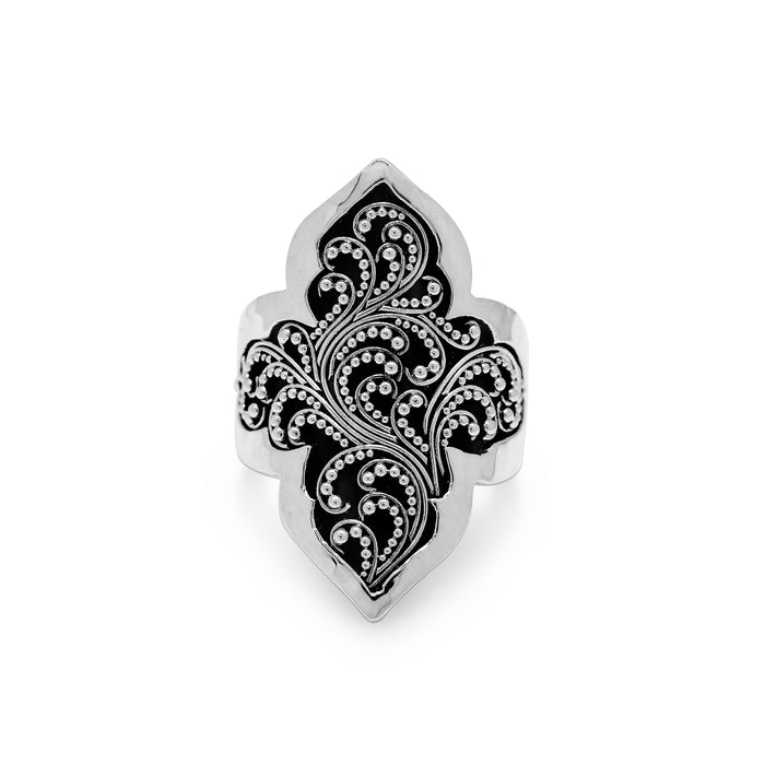 Granulated Alhambra Stylized Ring