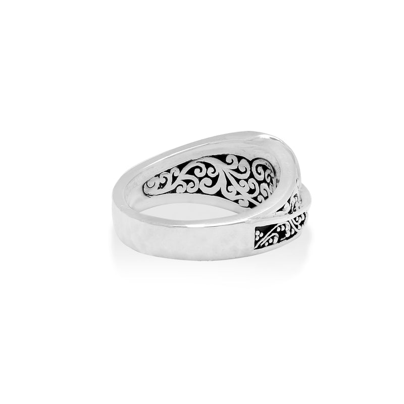 LH Classic Signature Scroll & Granulated Ring